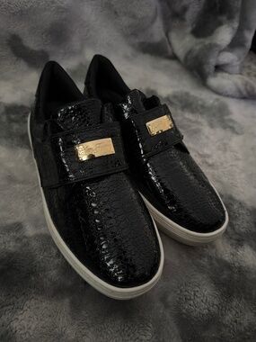 Claire Flowers Patent Leather slide-on sneakers